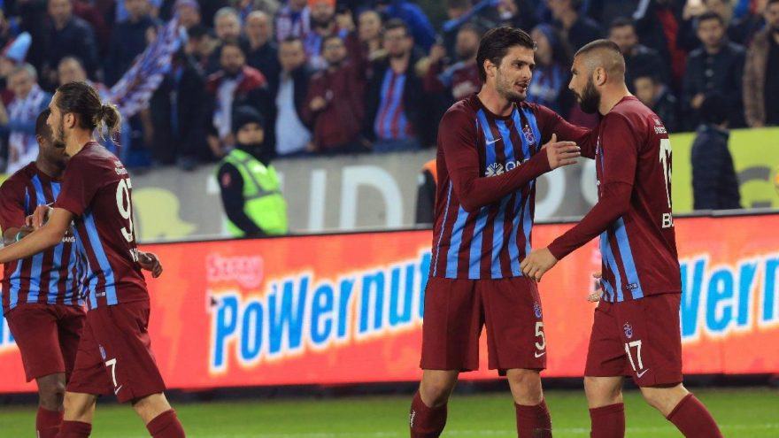 Ahmet Ağaoğlu’ndan transfer açıklaması !