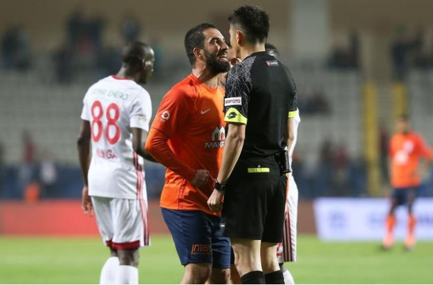 Arda Turan için tek bir ihtimal var !