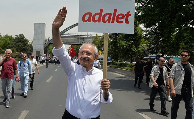 CHP'nin Adalet yürüyüşünde telekulak skandalı