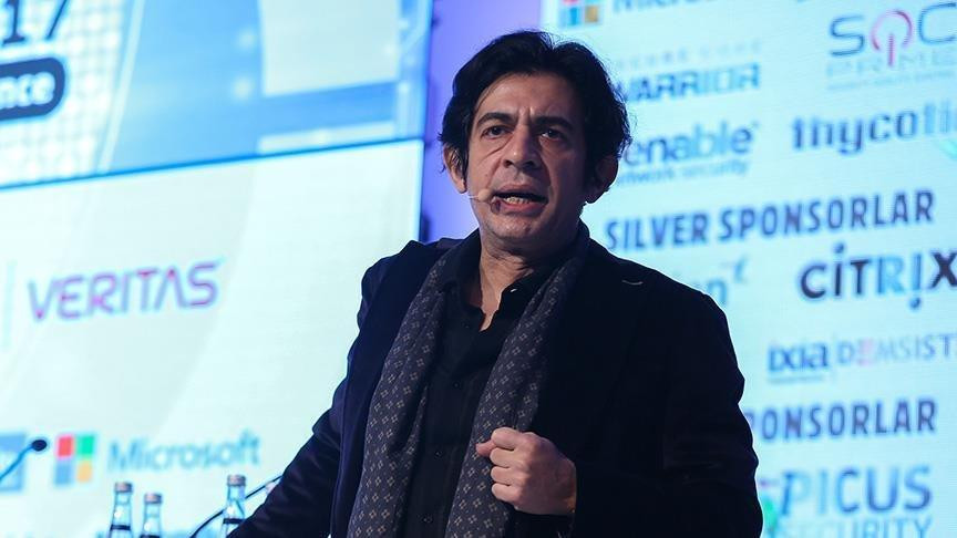 Okan Bayülgen'den ''ulusal yas'' kararı ! Hepsi ertelendi