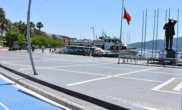 Ramazan başladı, sahiller turistlere kaldı