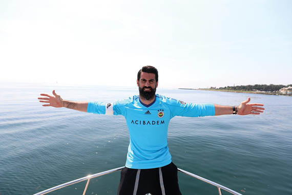 Volkan Demirel'den flaş karar !