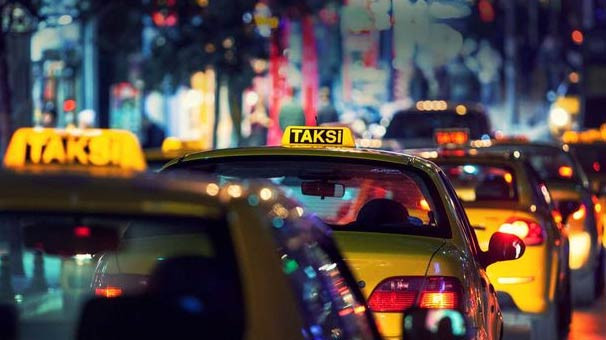 Takside uyuyakalan kadına iğrenç taciz