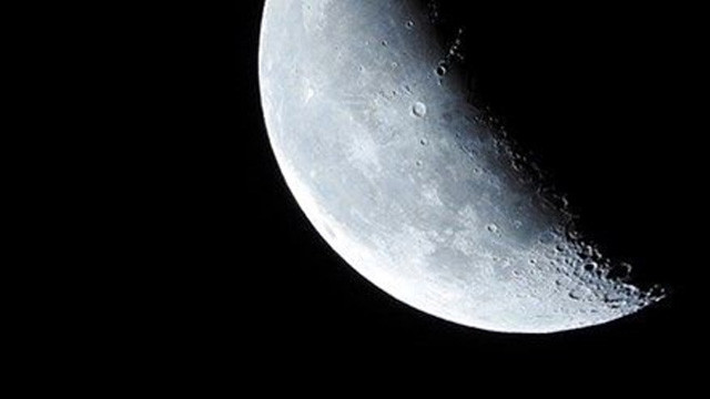 Çin, Ay'ın karanlık yüzü için uydu gönderdi