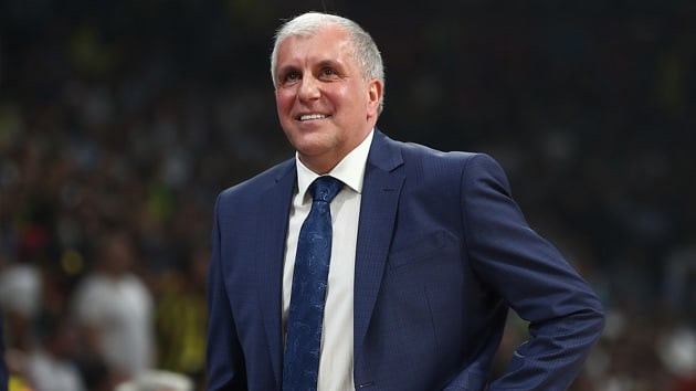 Obradovic iki ismi gözüne kestirdi !