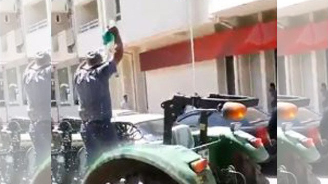 Bankaya borcunu ödeyemeyince kendini yakmaya çalıştı