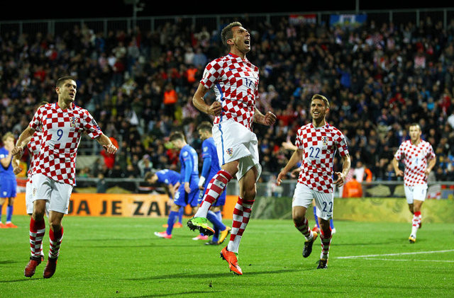 Mandzukic'ten şok hareket ! 