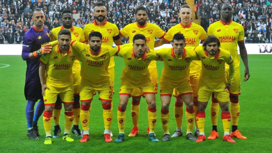 Göztepe'de 4 futbolcu ayrılmak istemiyor !