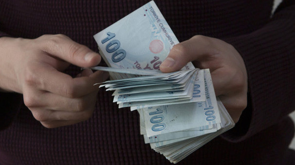 Maaşlar bayramdan önce mi yatacak ?