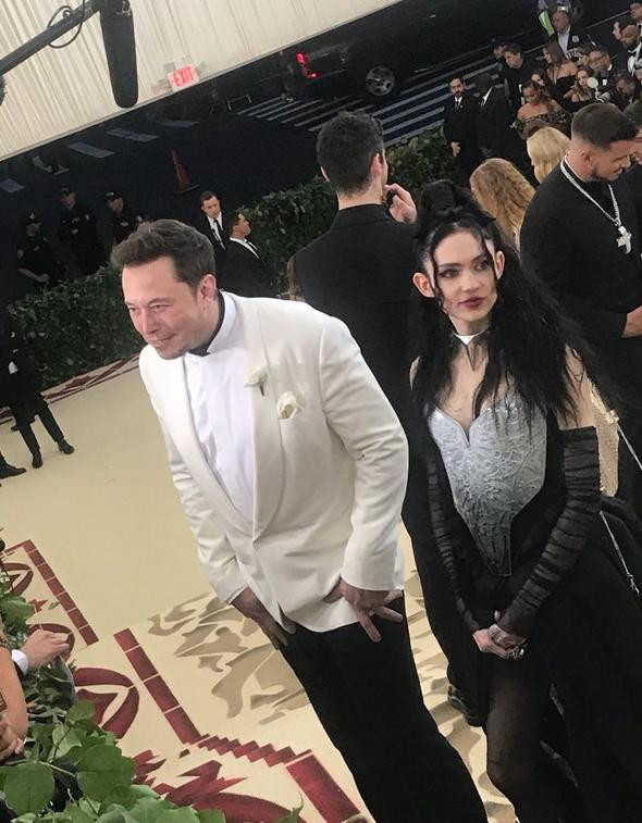 Elon Musk sürpriz aşkıyla görüntülendi - Resim: 1