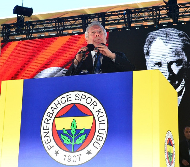 Aziz Yıldırım'ın yeni hobisi: Gezmek !