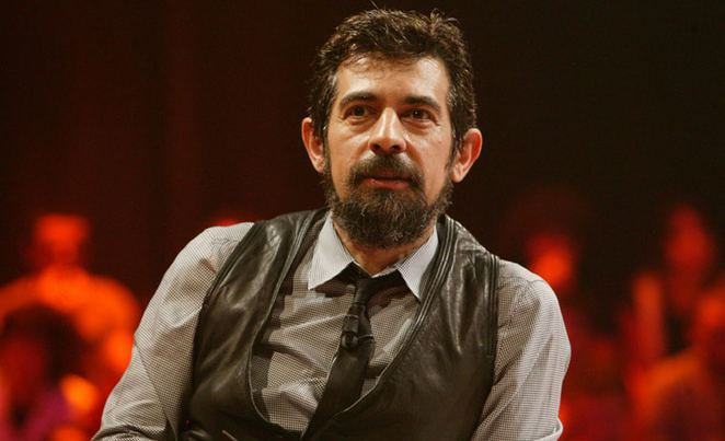 Okan Bayülgen'in küveti olay oldu