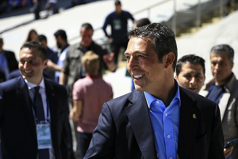 Fenerbahçe'nin borcu ali Koç'u şok etti !