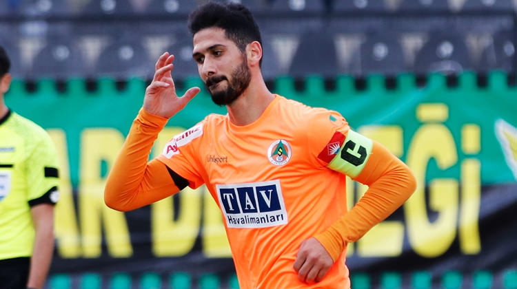 Emre Akbaba gönlündeki takımı açıkladı
