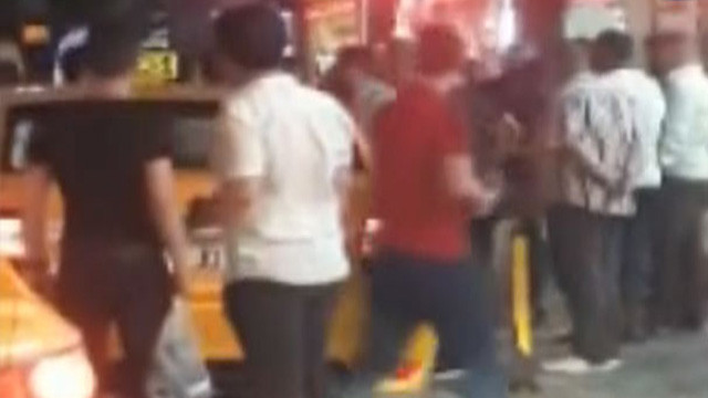 Taksim'de turistlere böyle saldırdılar