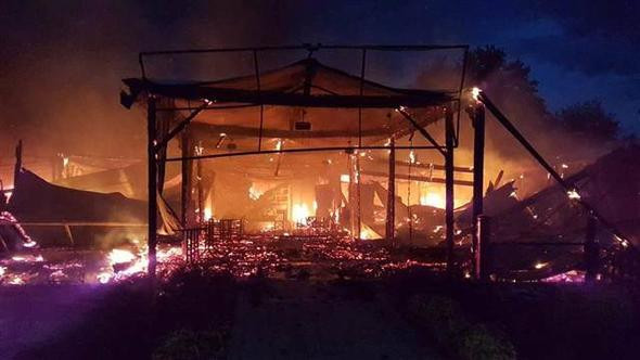 Sapanca Gölü kıyısında sabaha karşı şüpheli yangın