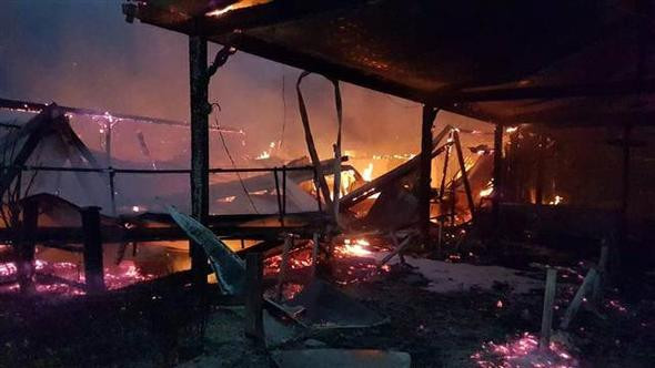 Sapanca Gölü kıyısında sabaha karşı şüpheli yangın