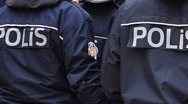Sahte polisler gerçek polisleri dolandırdı