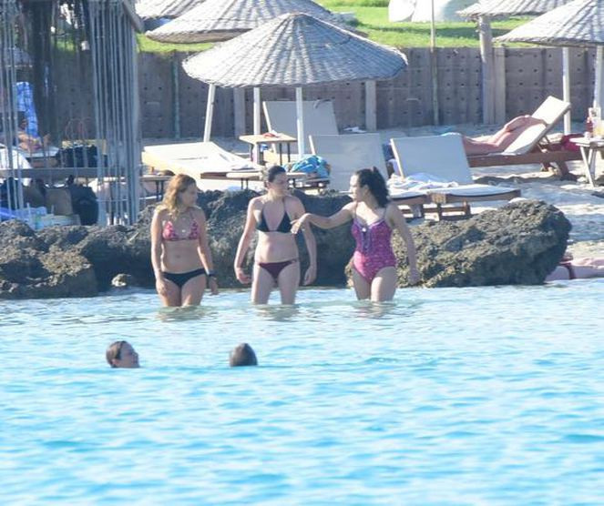 Gupse Özay ile Barış Arduç'tan dedikodulara tatilli yanıt