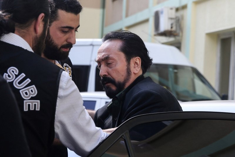 Adnan Oktar operasyonunda flaş ayrıntılar