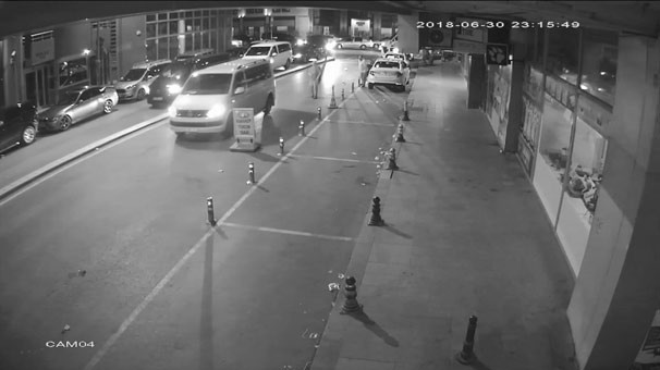 İstanbul'da taksiciye saldırı kamerada !