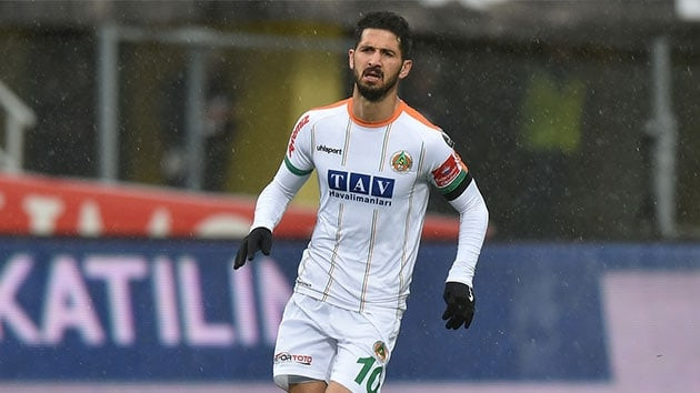 Emre Akbaba transferi için açık çek