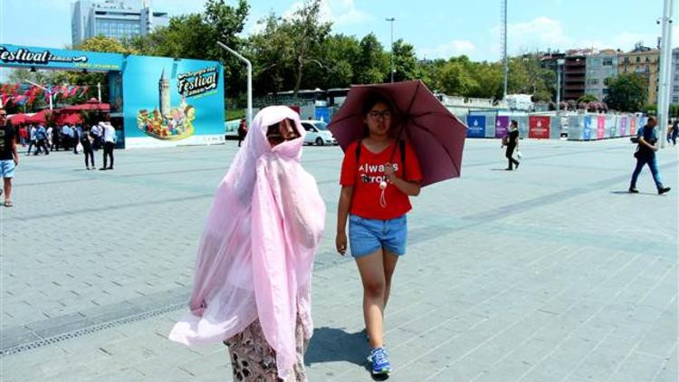 İstanbul'da bunaltan sıcak ! Vatandaş oralara akın etti