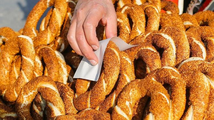Susamlı simit ile vedalaşın