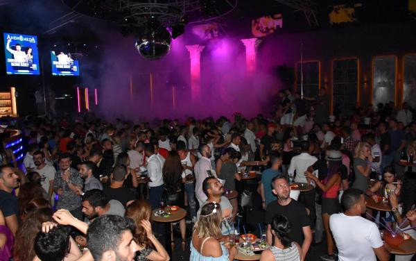 Marmaris'te sabahlara kadar eğlence
