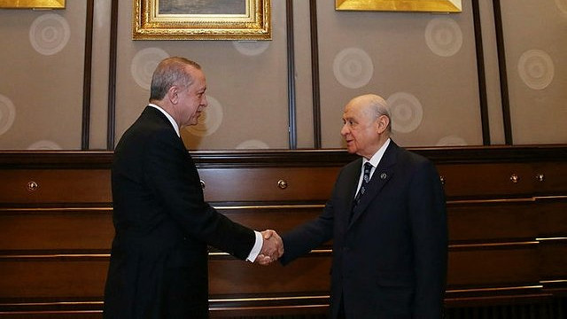 Yeni kabine öncesi MHP'li Bakan ve bürokrat zirvesi