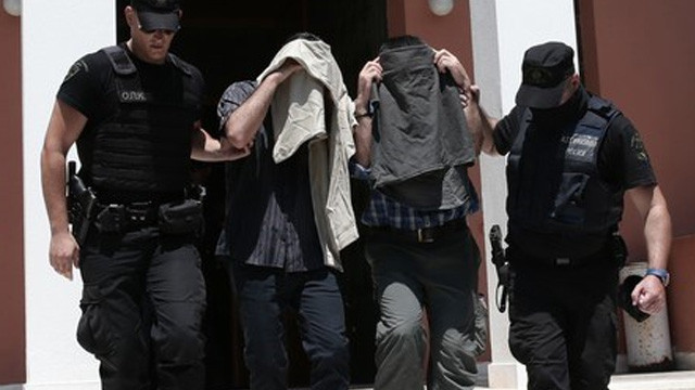Yunanistan'dan bir skandal karar daha !