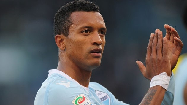 Lazio'da tutunamayan Luis Nani geri dönüyor