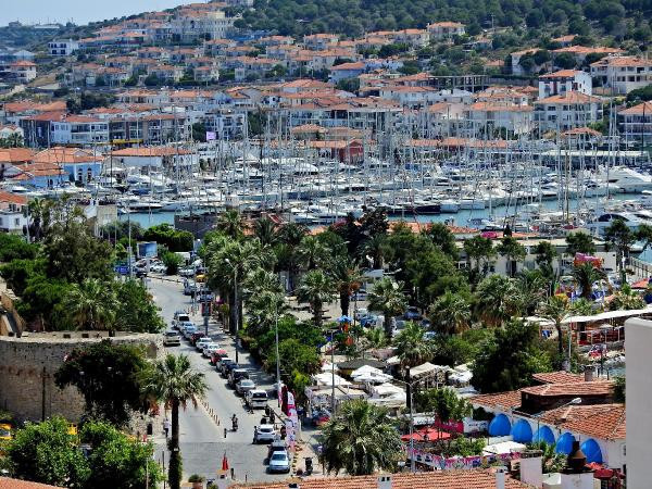 Bayramda Çeşme'nin nüfusu 1 milyonu aşacak