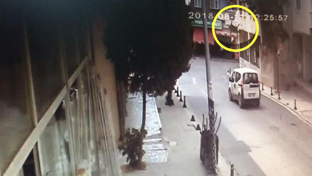 İstanbul'da korkunç infaz ! 4. kattan aşağı attılar