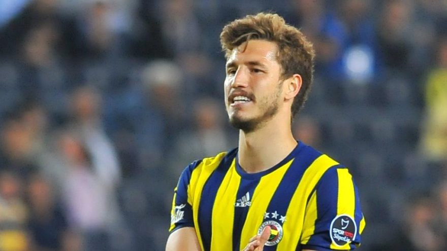 Fenerbahçe Salih Uçan kararını verdi !