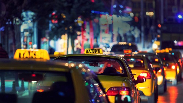 İstanbul'da taksici soygunu; 