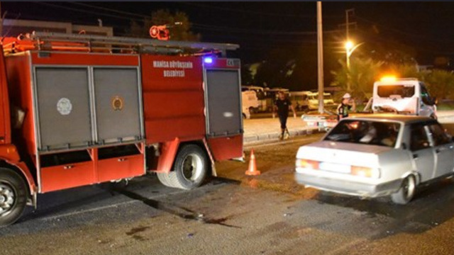 TIR, iki motosiklete çarptı: 2 ölü, 1 yaralı