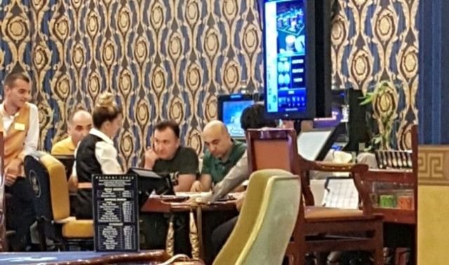 Bakırköy Belediye Başkanı kumar masasında görüntülendi