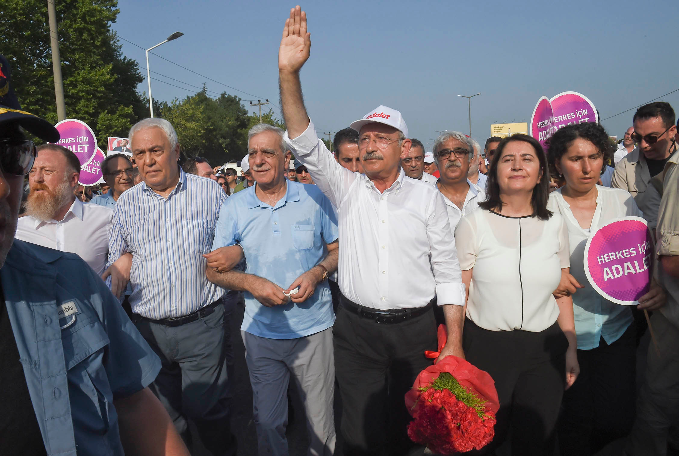 CHP'li muhalifler Kılıçdaroğlu'na karşı adalet yürüyüşüne başlıyor