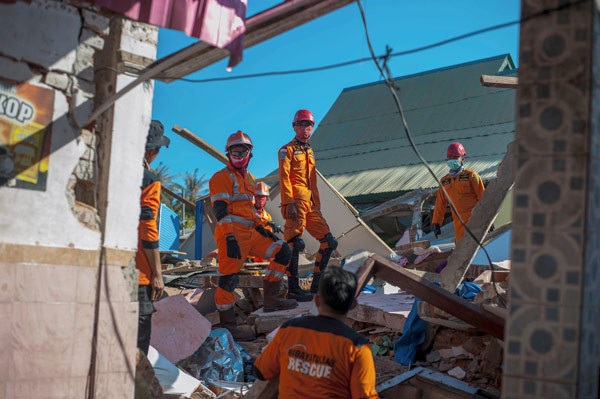 Depremden 2 gün sonra sağ kurtarıldı