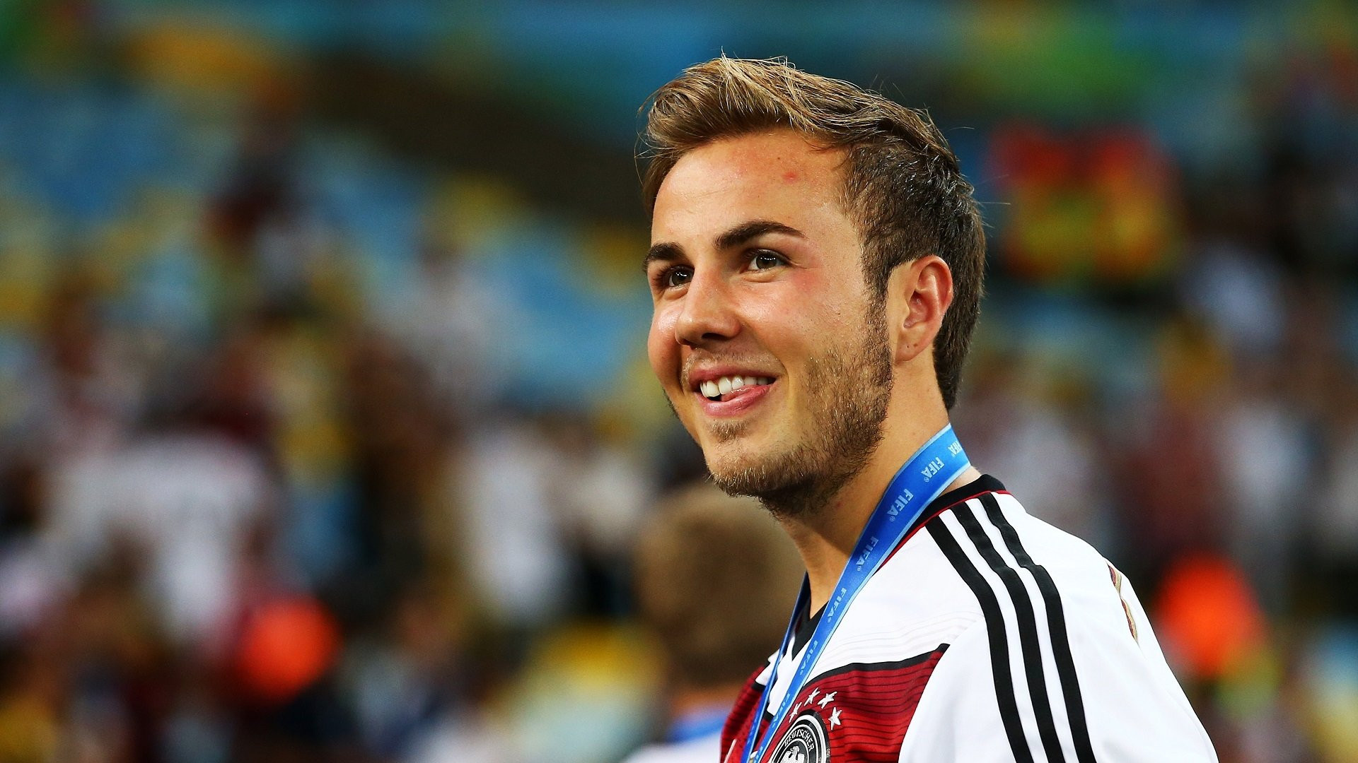 Beşiktaş taraftarından Mario Götze çılgınlığı !