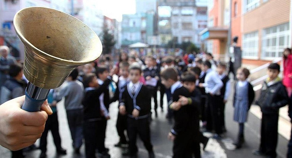 Devamsızlığı çok olana takdir, teşekkür yok !