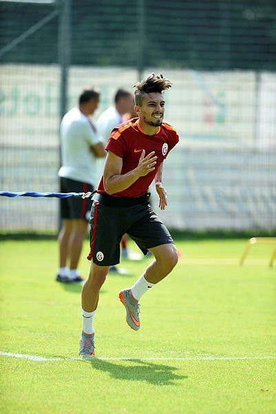Galatasaray'a Alex Telles piyangosu