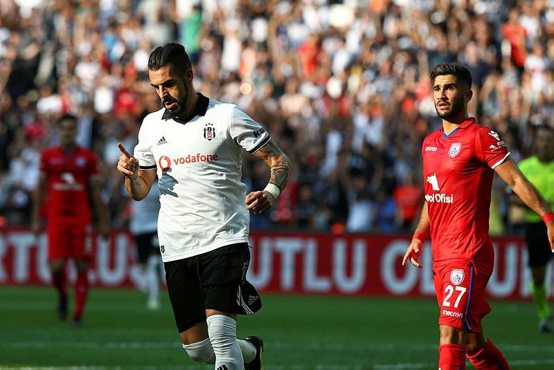 Negredo'nun menajeri İstanbul'a çağrıldı !