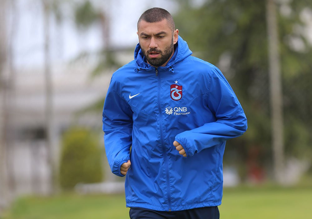 Burak Yılmaz: Futbolu bırakırım !