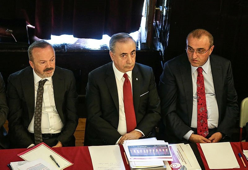 Galatasaray'da bütçe küçülüyor