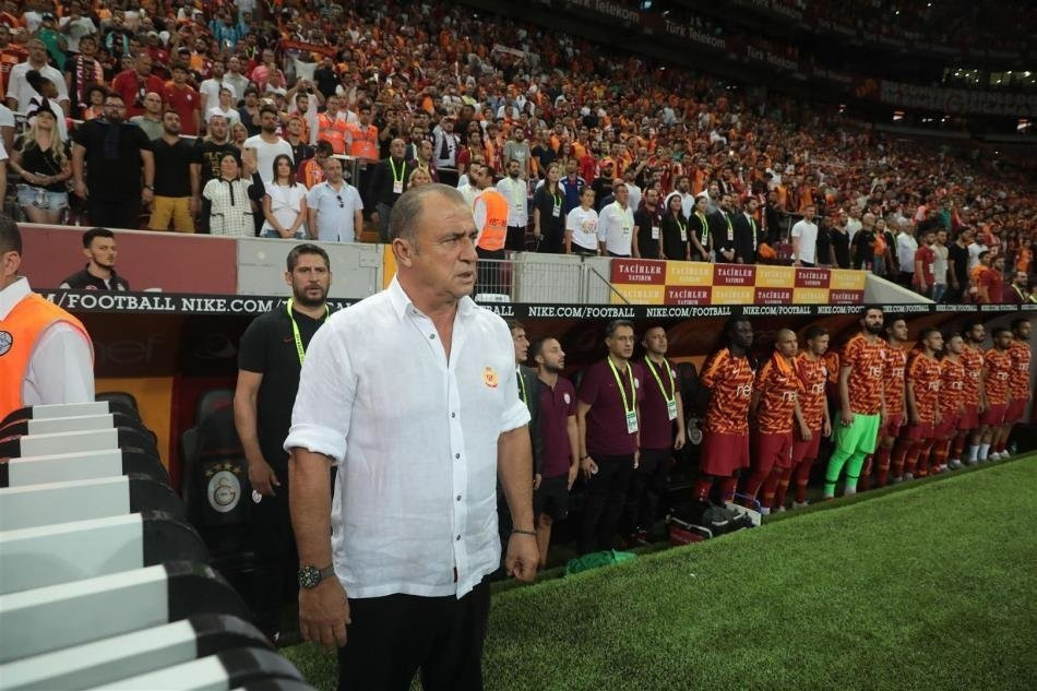 Galatasaray'da dev operasyon !