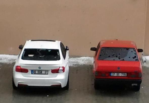 Dolu yağışı fena vurdu; 370 araç ve 90 evde hasar var...