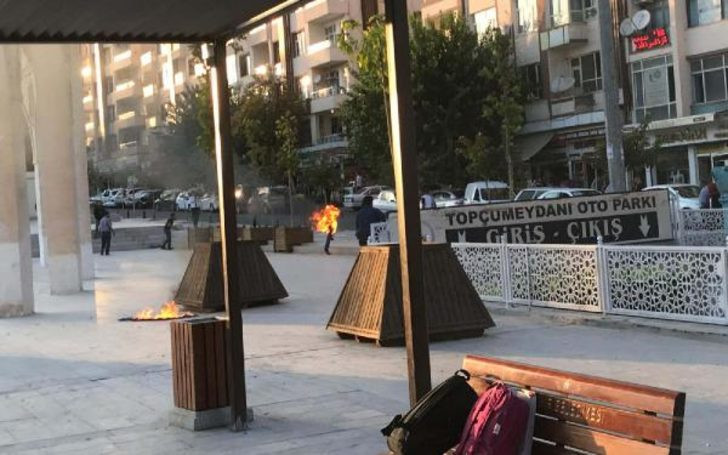 Şanlıurfa'da bir genç kendini yaktı - Resim: 2