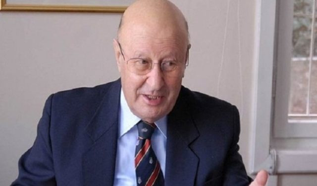 Emekli Büyükelçi Kaya Toperi hayatını kaybetti